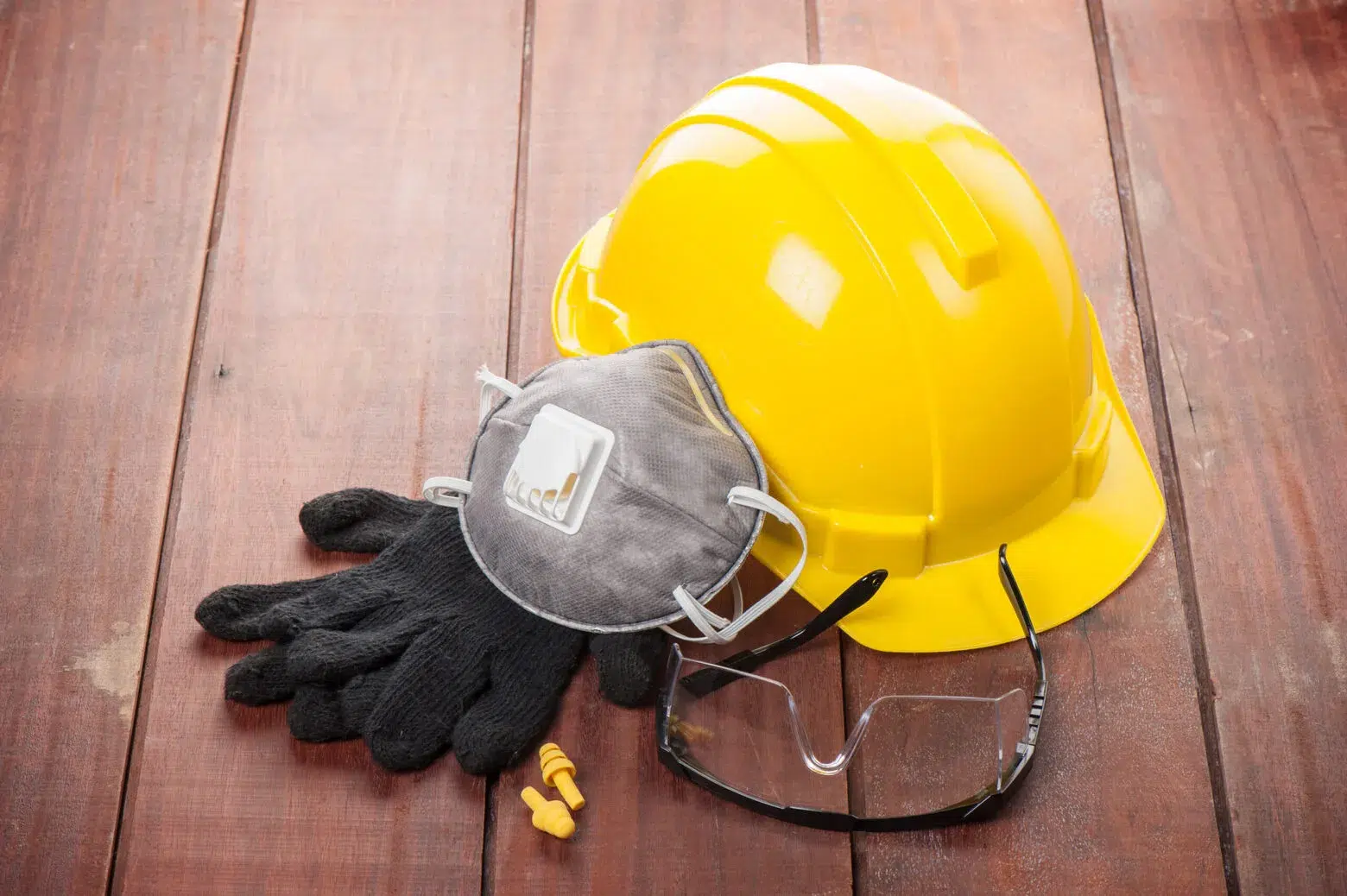 Lire la suite à propos de l’article Équipements de Protection Individuelle (EPI) : Garantir la Sécurité au Travail